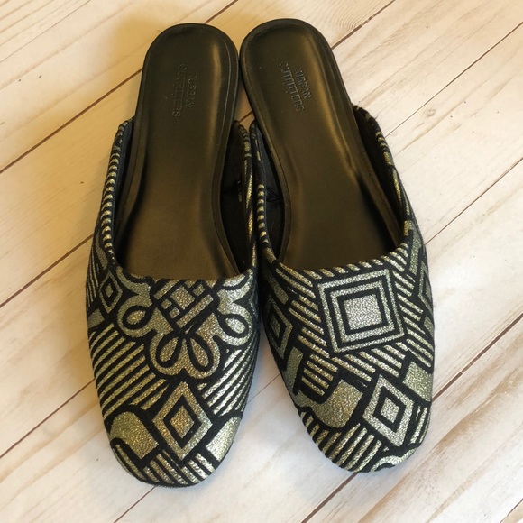 Gold & Black Urban Outfitter Mules - 8 - Picture 1 of 4